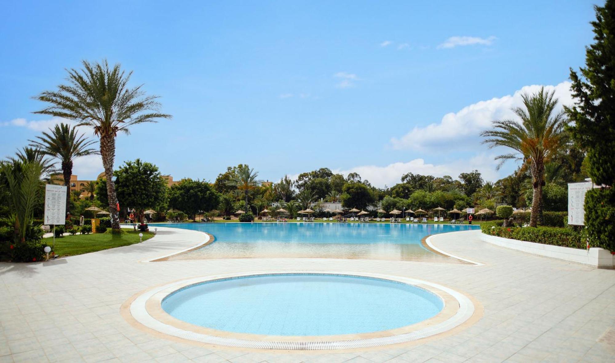 Hotel Tmk L'atrium Yasmine By Turismark 4*